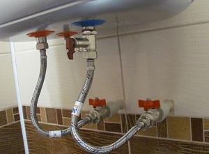 Подключение накопительного водонагревателя в Уссурийске